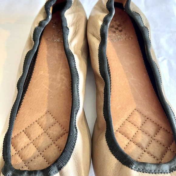 Vince Camuto Size 6 Jemilla Ballet Flat Beige Tan Nude Embossed Leather Shoes - Picture 4 of 15